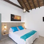 Casa Mica 3* Vega de San Mateo