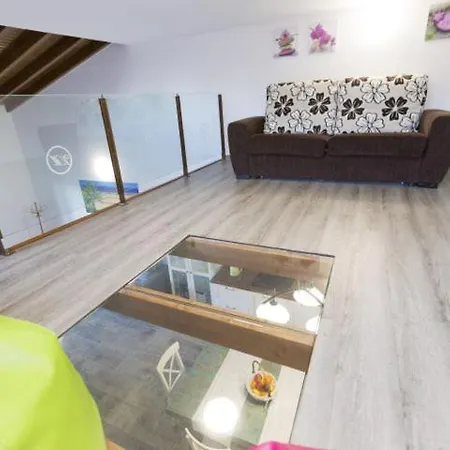 Nocleg ze śniadaniem Casa Mica 3*