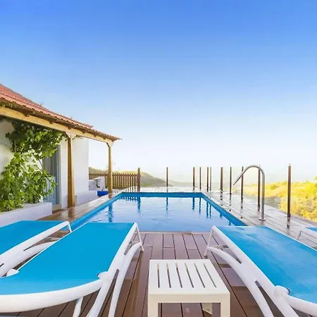 Bed & Breakfast Casa Mica Vega de San Mateo