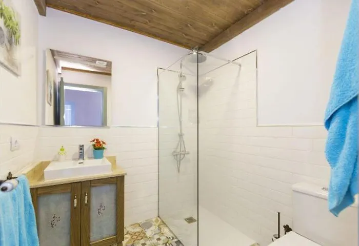 Casa Mica Vega de San Mateo